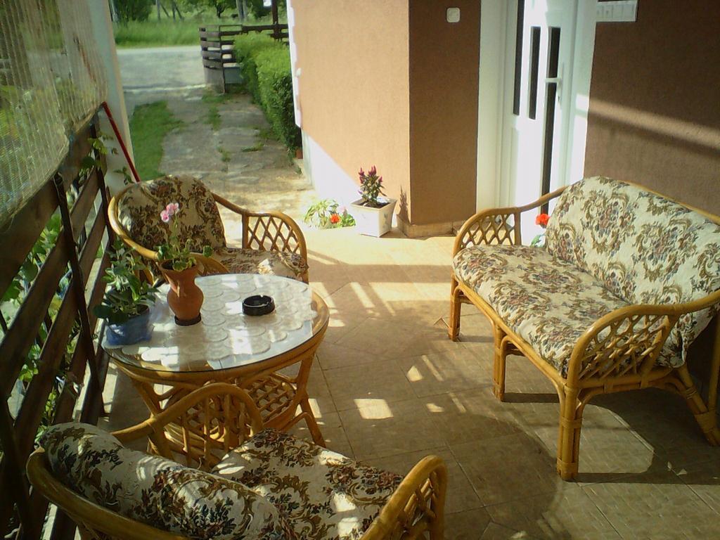 Gacka Rooms Vrhovine Extérieur photo
